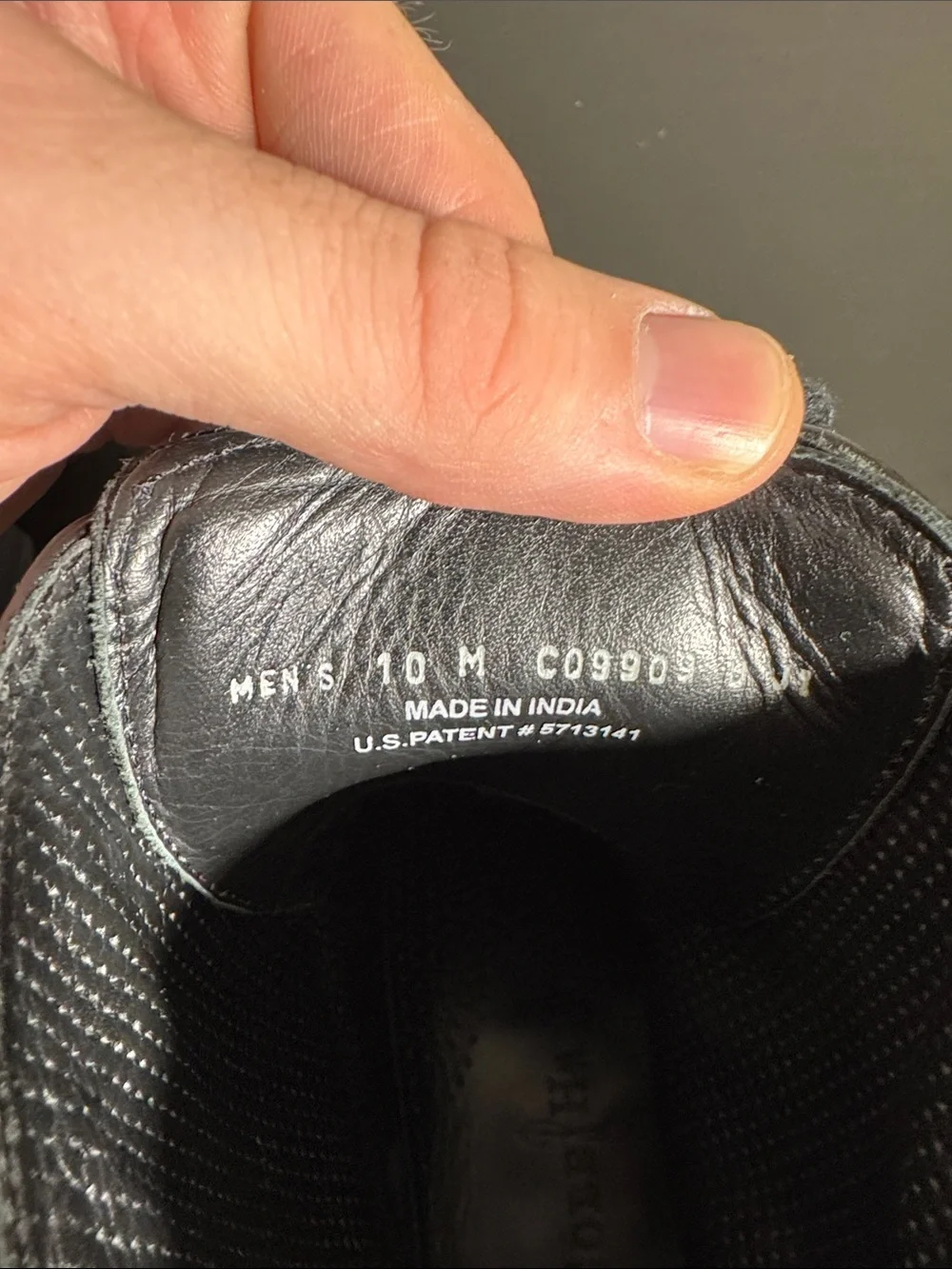 Cole Haan mens 10 M black wingtip lace up dress boots EUC
